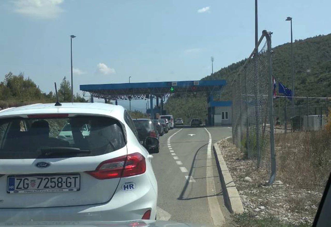 Putujete? Spremite se na duga čekanja na granicama
