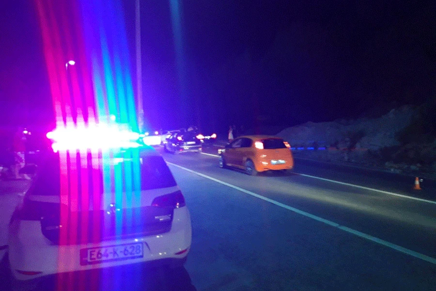 Drama u Konjicu: Muškarac u pijanom stanju bježao od policije i oštetio pet automobila