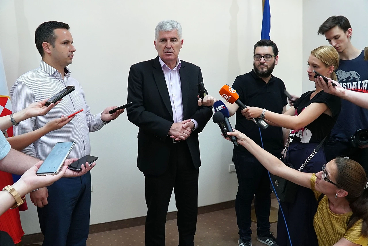Čović upozorio na paraobavještajce oko nas