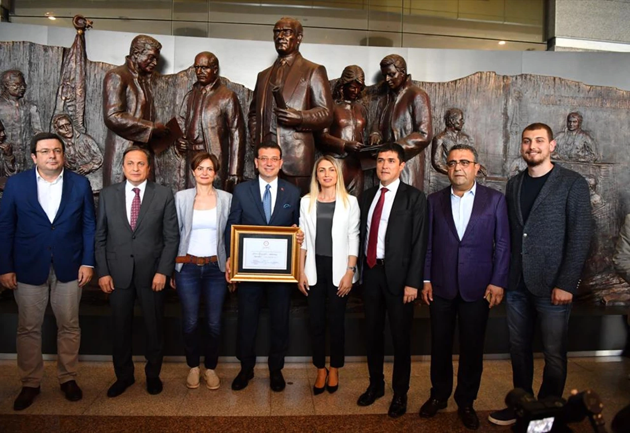 Imamoglu preuzeo certifikat za gradonačelnika Istanbula