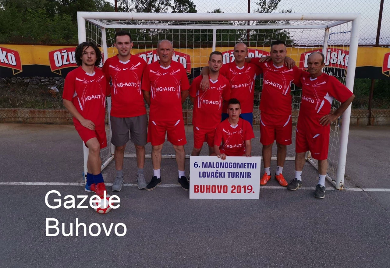 Pobjednička ekipa osvojit će žive veprove - počeo lovački malonogometni turnir