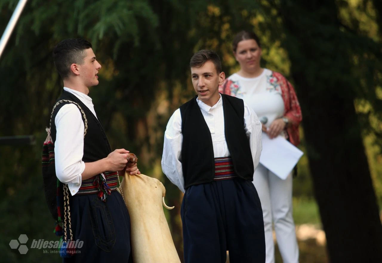 Folklor predstavljen u Čapljini na jedinstvenoj lokaciji