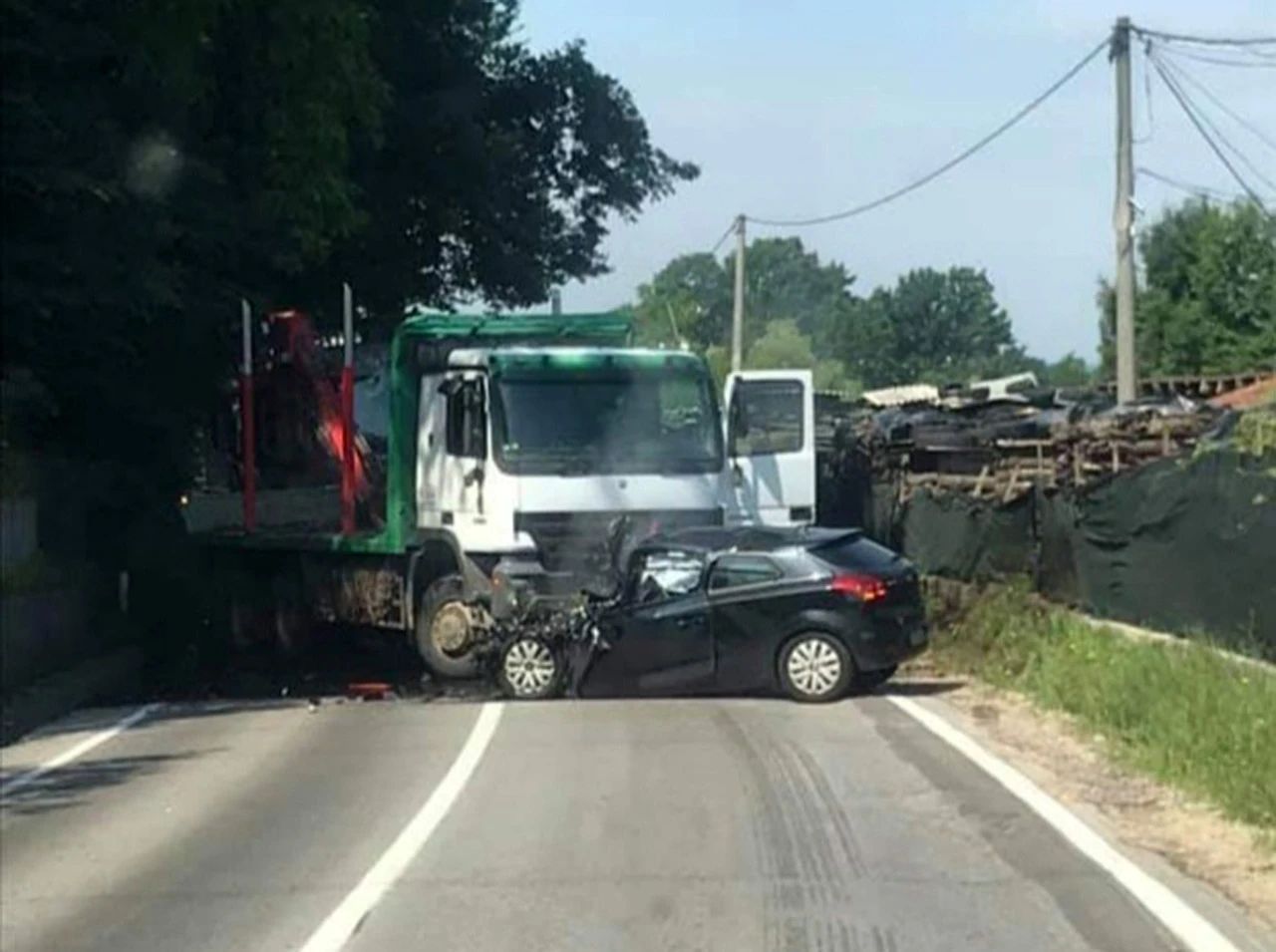 Jedna osoba poginula u teškoj nesreći kod Tuzle