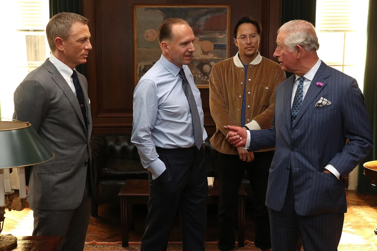 Britanski princ Charles posjetio set novog filma o James Bondu
