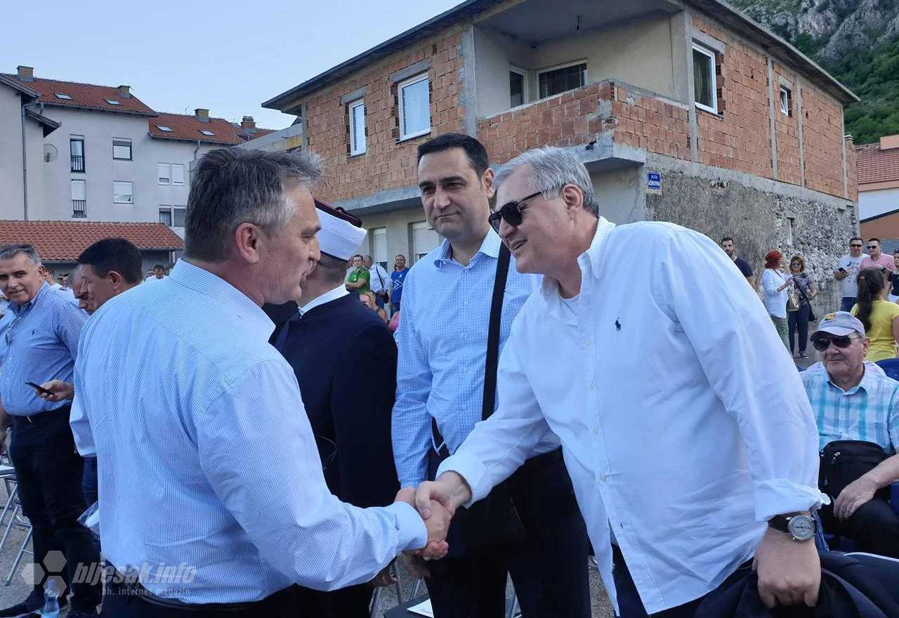 Komšić: Ne stidimo se onoga što smo činili