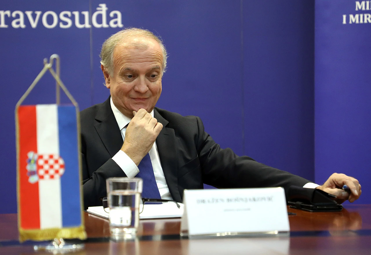 Hrvatski ministar pravosuđa: Što prije ću potpisati zahtjev za izručenje Mamića