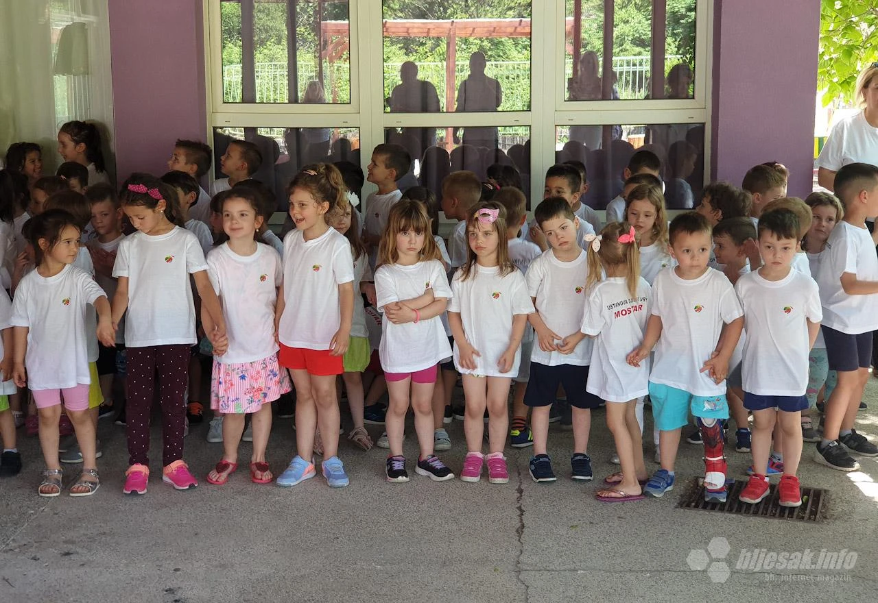 Mostar: Brošura sa zdravim receptima za vrtićku djecu 