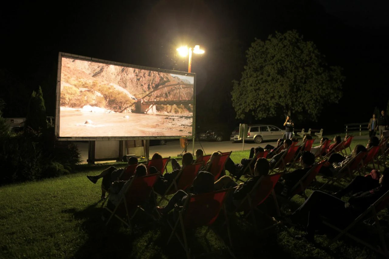 OK Cinema zona na Tjentištu