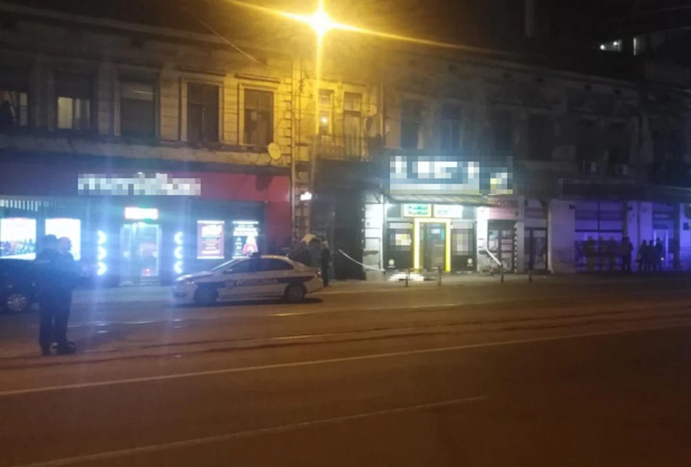 U centru Beograda ubijen migrant 