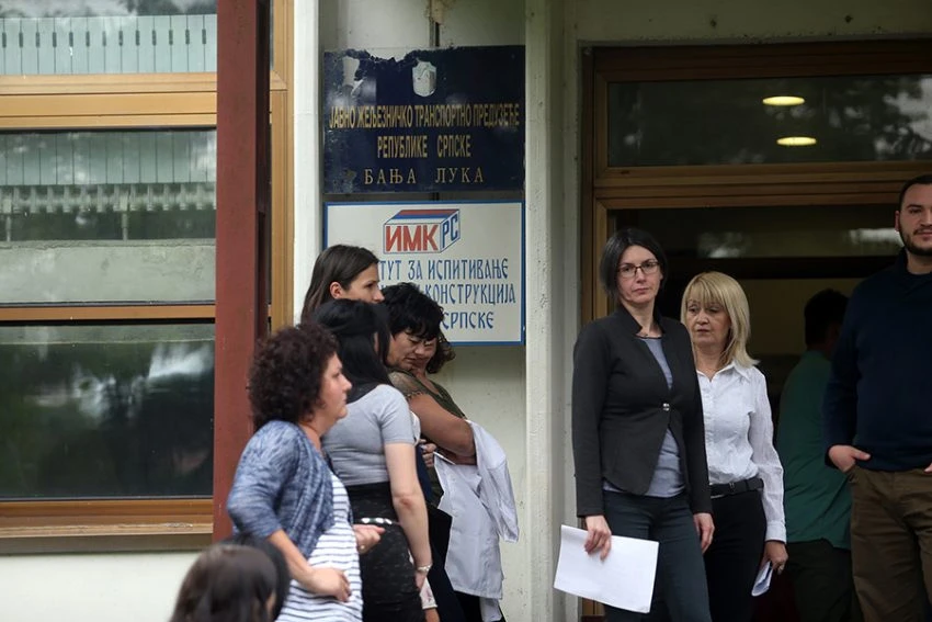 Štrajk upozorenja zbog sedam neisplaćenih plaća