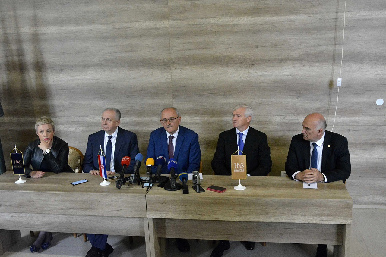 Ljubić: Nastavljaju se različita tumačenja EK