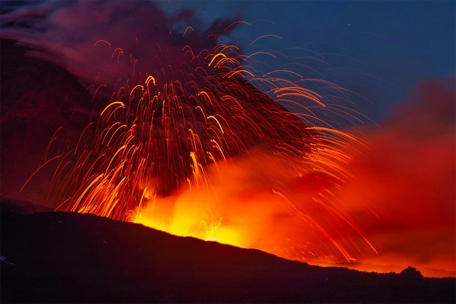 VIDEO | Etna počela izbacivati užarenu lavu