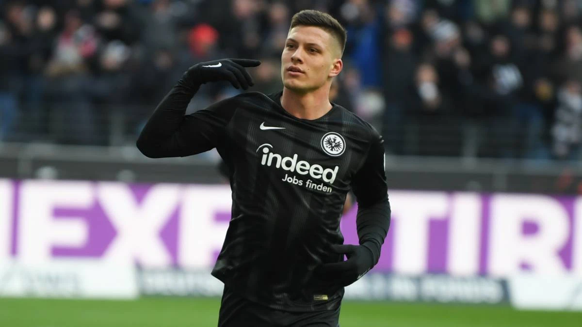 Luka Jović ispraznio svoj ormarić u Eintrachtu: Od ponedjeljka u Realu?