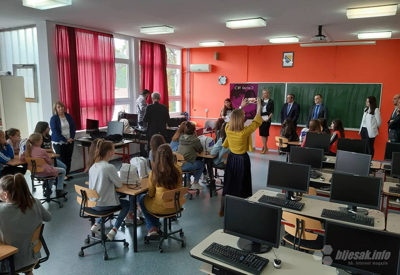 Mostar: I djevojčice mogu postati dobri informatičari