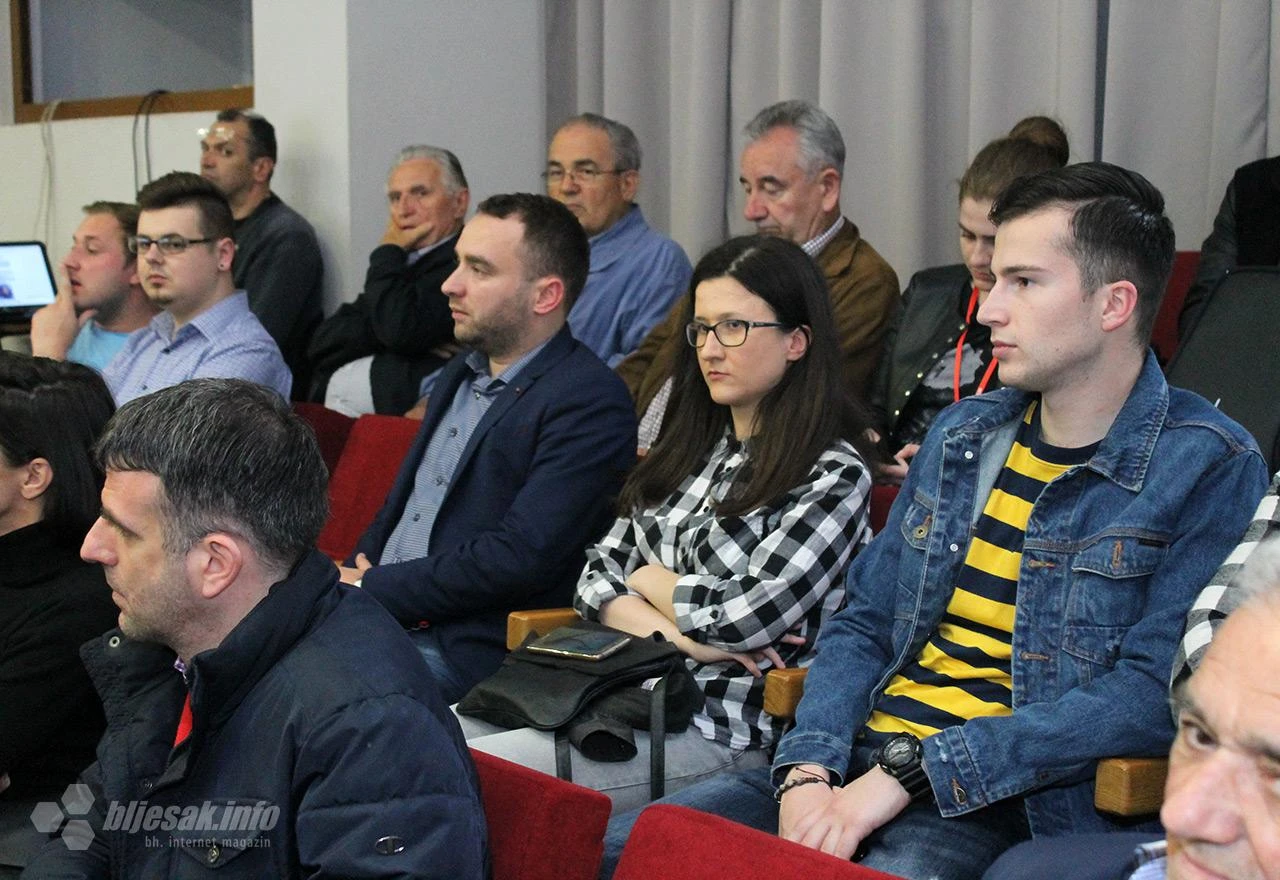 Mostar: Sveučilišni profesor Mile Lasić predstavio novu knjigu