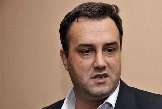 Tužibabarenje umjesto vlasti