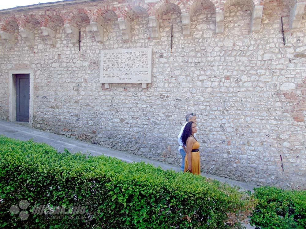 Koliko vremena treba muškarcu da se zaljubi, a koliko da izjavi ljubav?