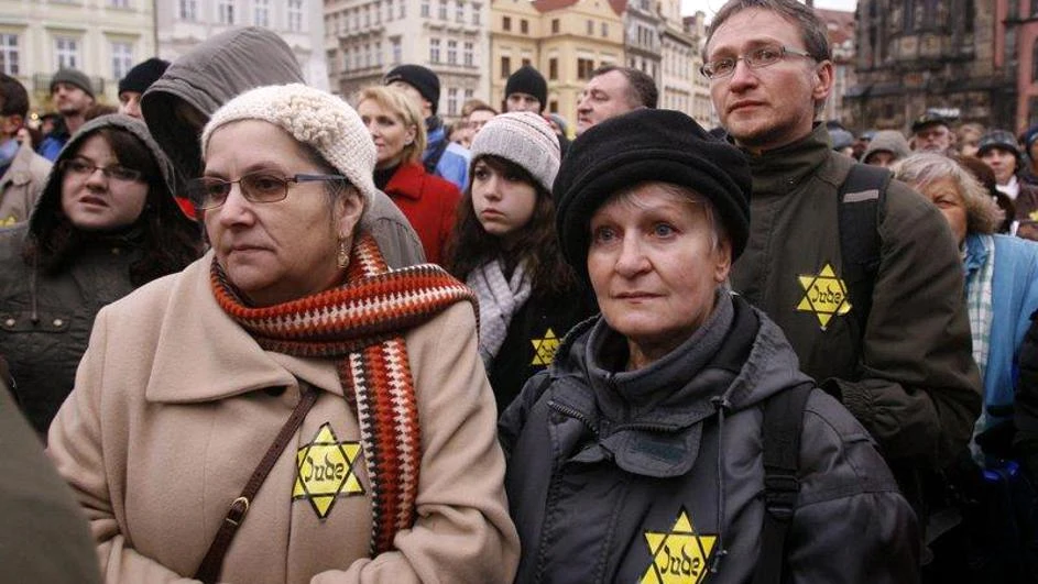  Njemački povjerenik za antisemitizam upozorio židove da ne nose kipe 
