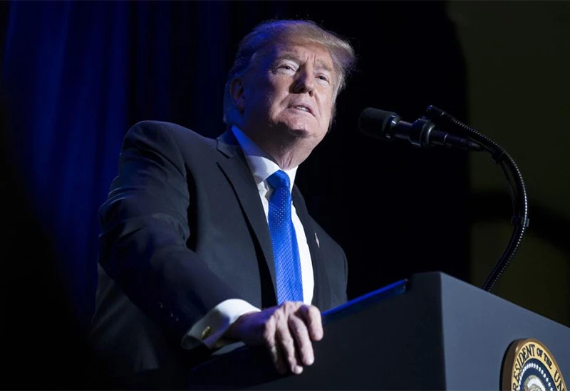 Trumpu žao zbog May