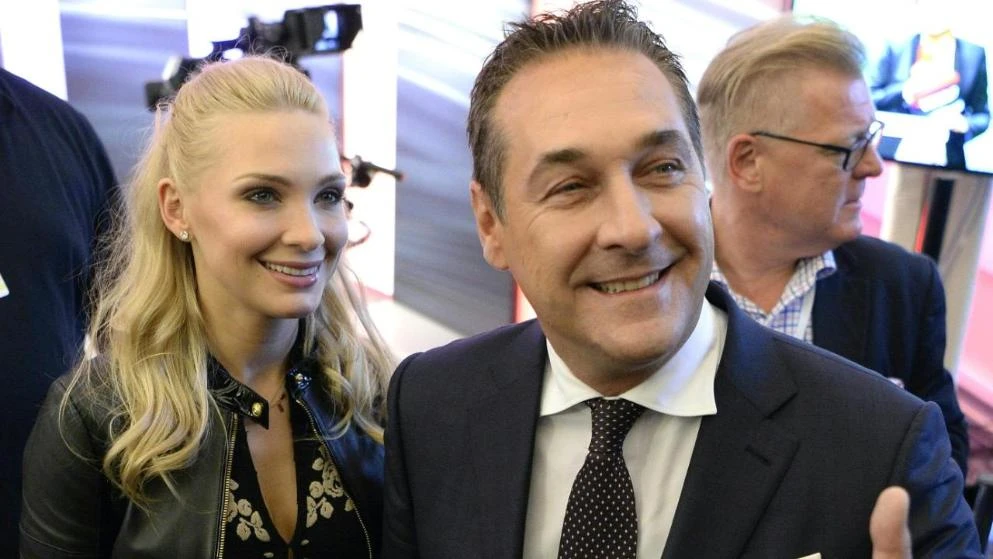 Nakon skandala: Bivšeg vicekancelara Strachea ostavila i mlada supruga