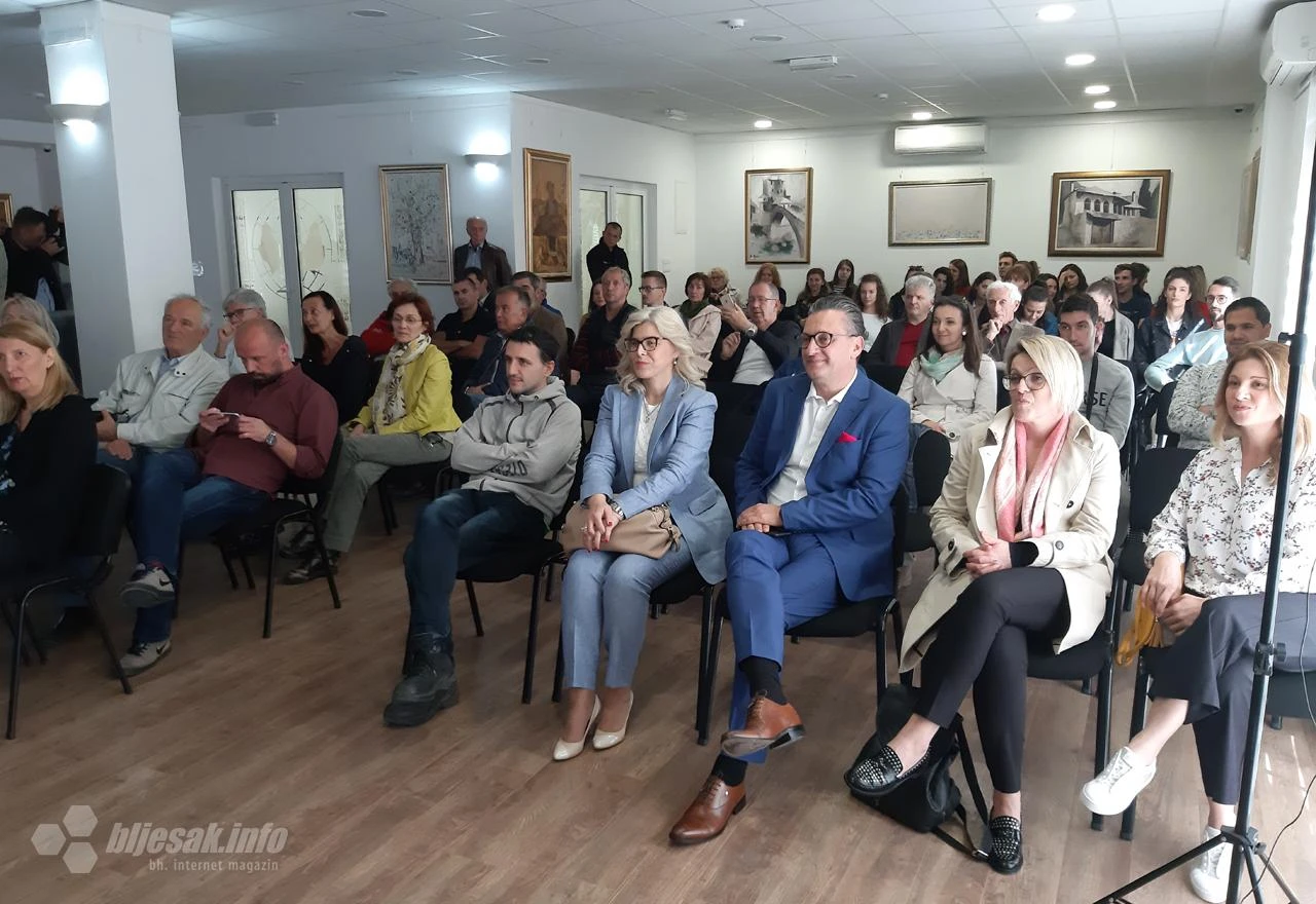 Bojite se skoka sa Starog mosta? Učinite to kroz virtualnu stvarnost