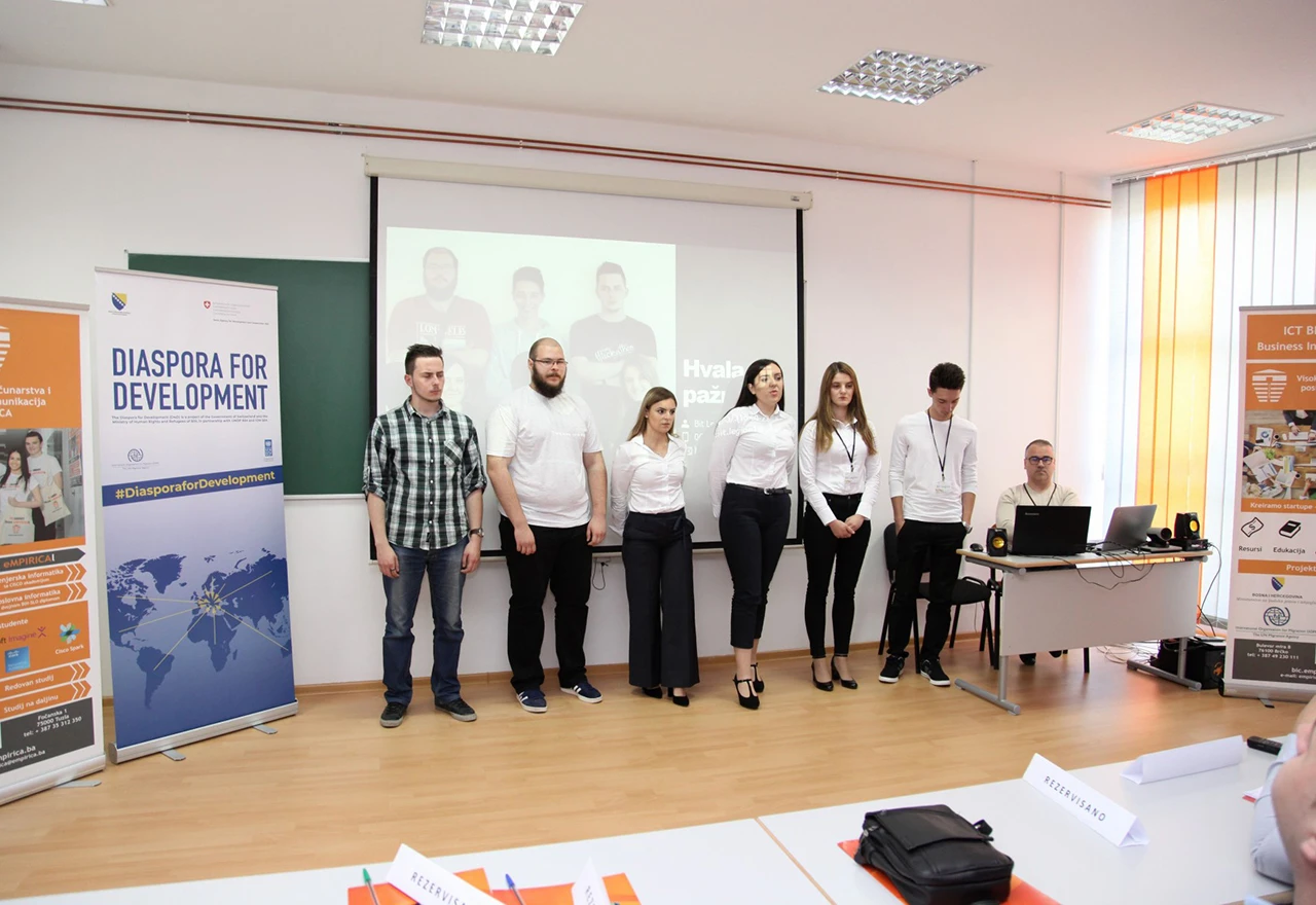 VIDEO|Ovako se mladi zadržavaju u BiH