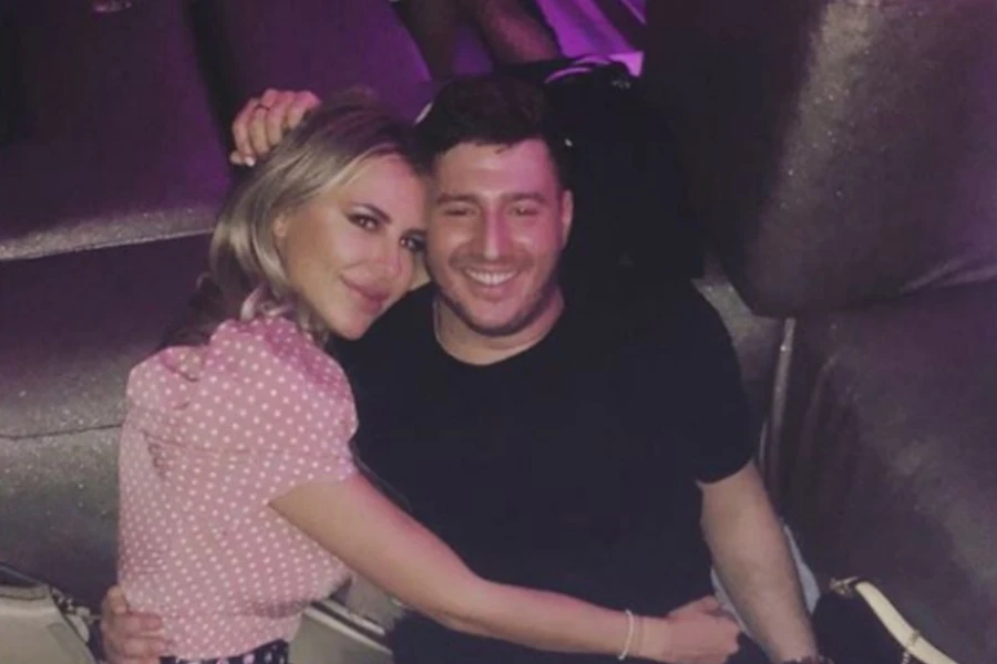 Najpoznatija srbijanska blogerica u vezi je sa sinom hrvatskog tajkuna