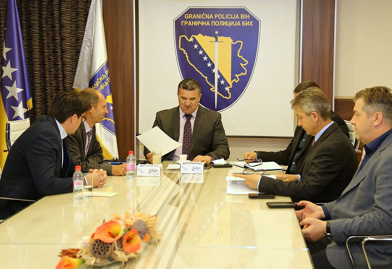 Njemačka donirala lupe Graničnoj policiji BiH
