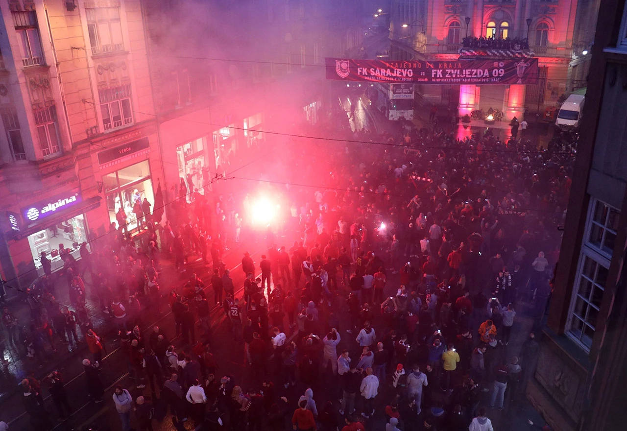 ‘Bordo’ klub proslavio titulu prvaka u središtu Sarajeva