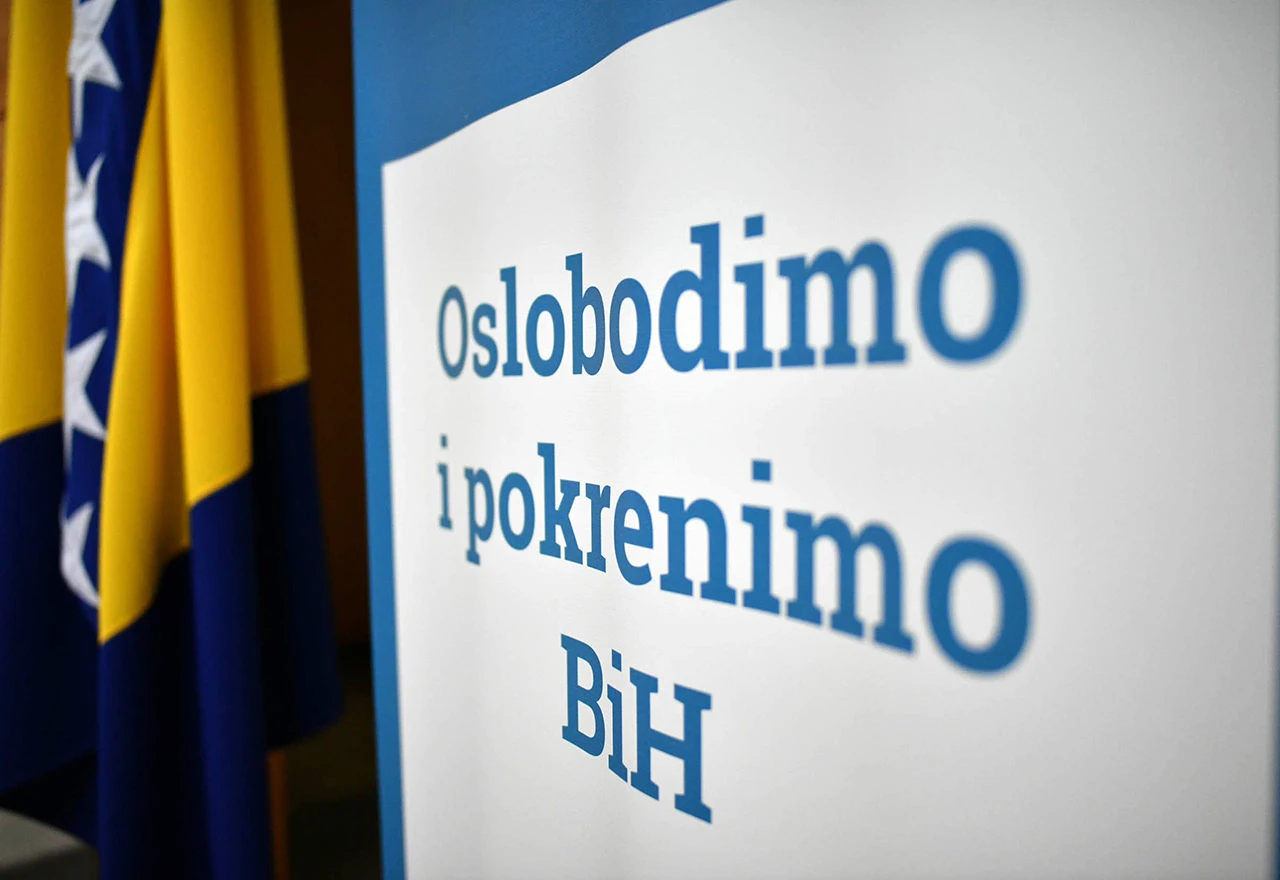 Nezavisni blok osuđuje blokade rada i održavanje sjednica parlamenata