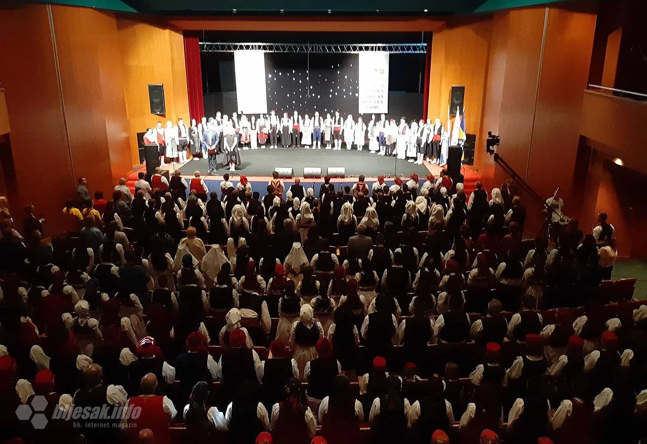 Smotra folklora: Mostarci i Širokobriježani putuju u EU
