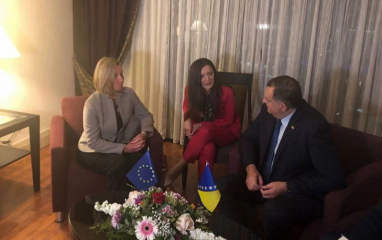 Dodik reže Džaforovića