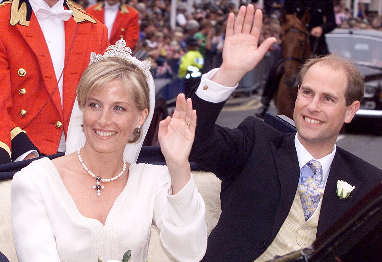 Kraljičin miljenik: Britanski Princ Edward stiže u Split 