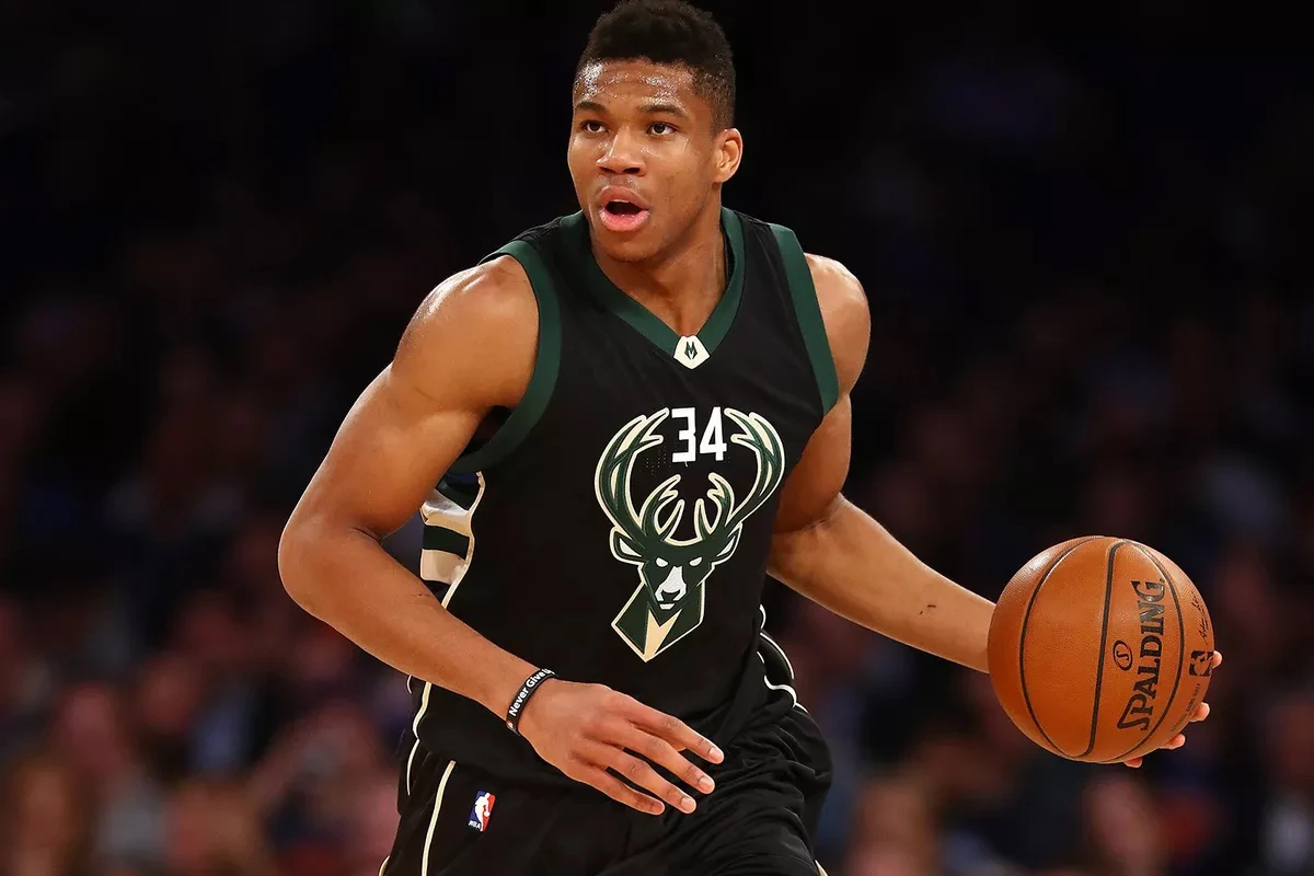 Milwaukee u finalu Istoka, Golden State poveo sa 3-2