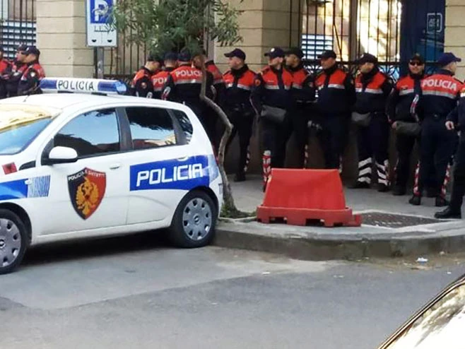 Prosvjed protiv Dodika i Vučića - prosvjednici se sukobili s policijom