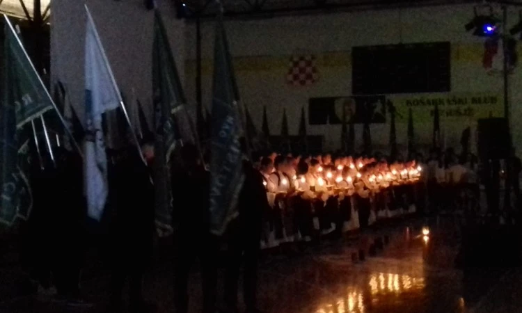 'Bitka za Vukovar - kako smo branili grad i Hrvatsku' napunila dvoranu u Posušju