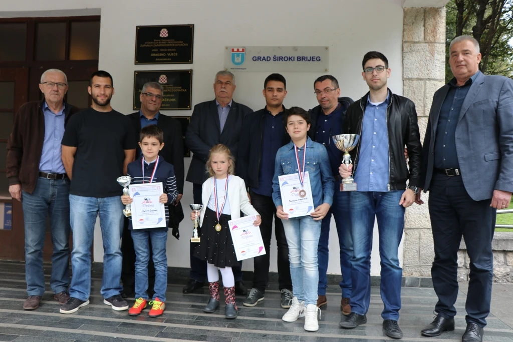 Širokobriješki šahisti na prijamu kod gradonačelnika i predsjednika Gradskog vijeća