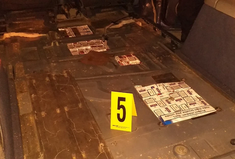 Na granici pao šverc više od 3 tisuće kutija cigareta