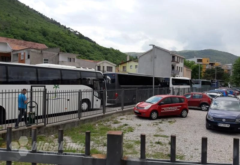 Turisti iz cijele Europe ''okupirali'' Mostar