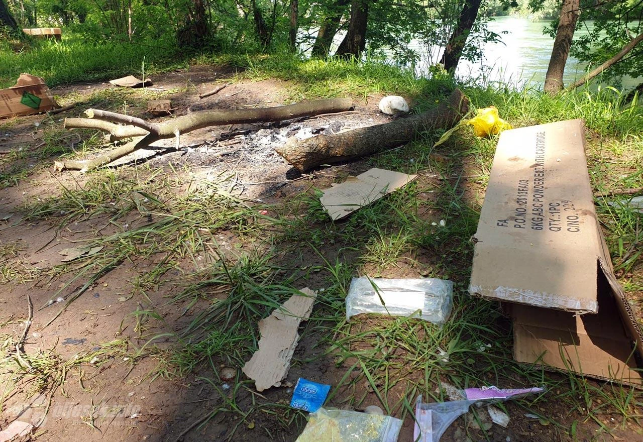 Mostarska izletišta nakon roštilja: Nije moglo bez ''tragova''