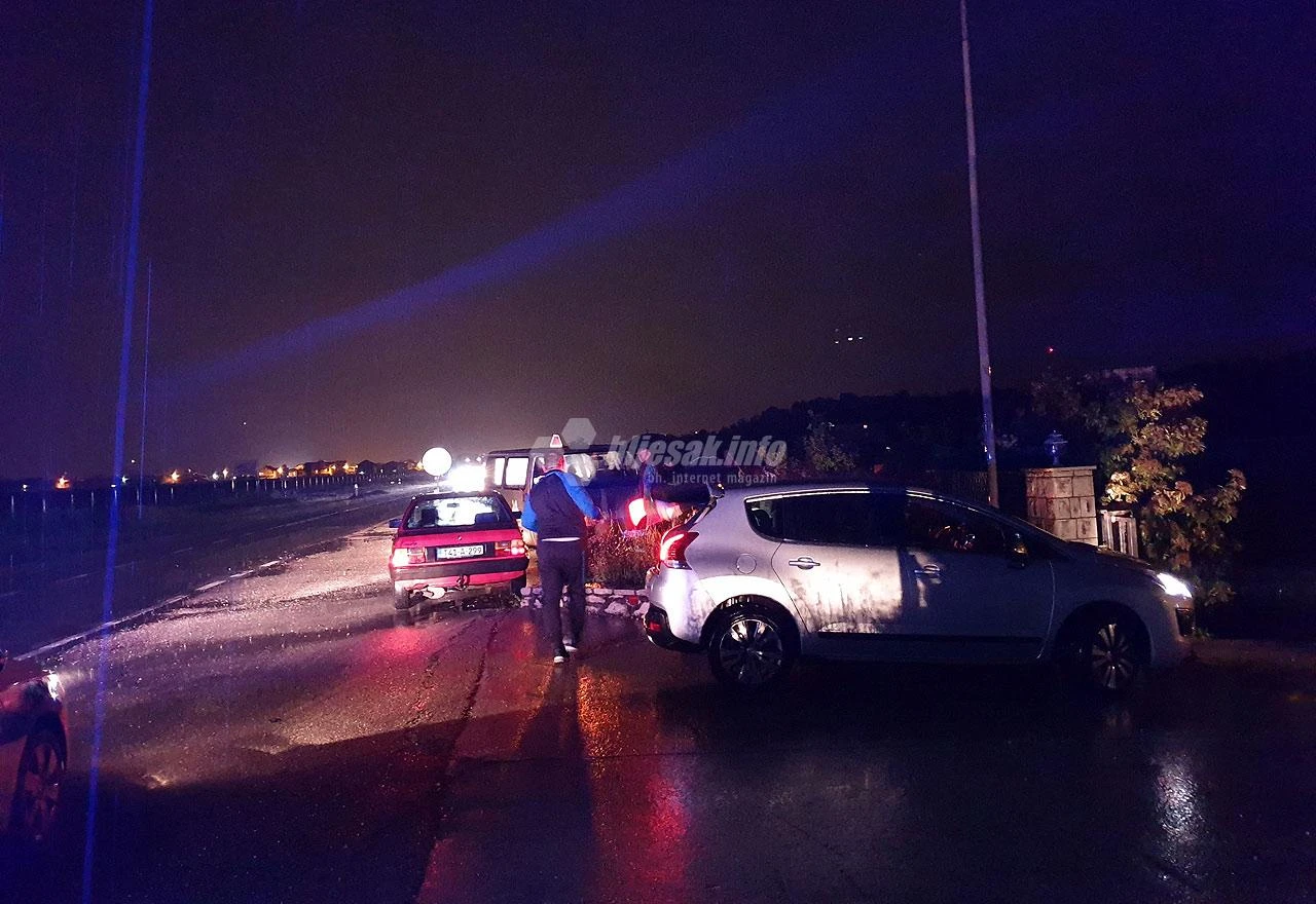 Sudar kombija i Mercedesa južno od Mostara