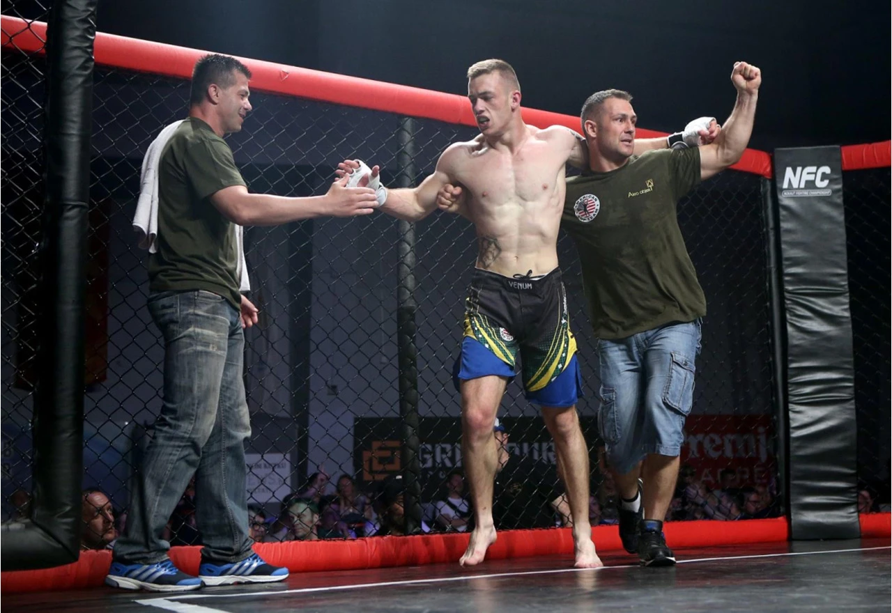 MMA borac završio u Remetincu: Nokautirao mladića ispred narodnjačkog kluba