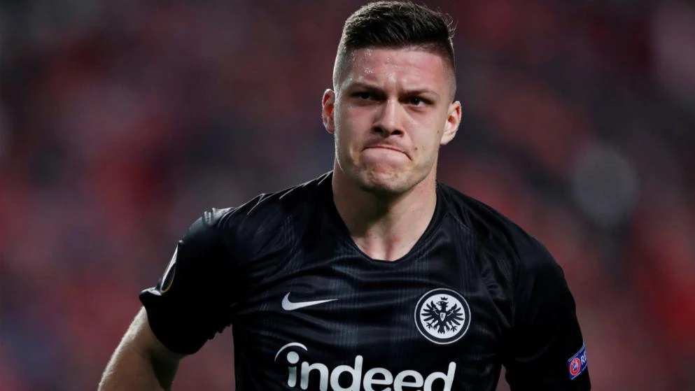 Real i Barça već prilično iznervirani 'trakavicom' oko Jovića