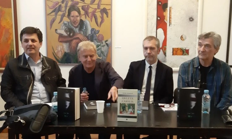 Tri boje tame: Tri boje su tri etničke politike koje dijele Bosnu