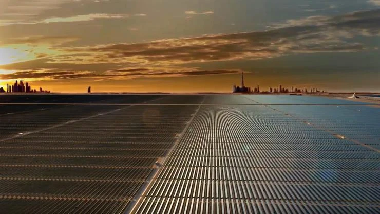 Pogodite tko gradi najveću solarku na svijetu