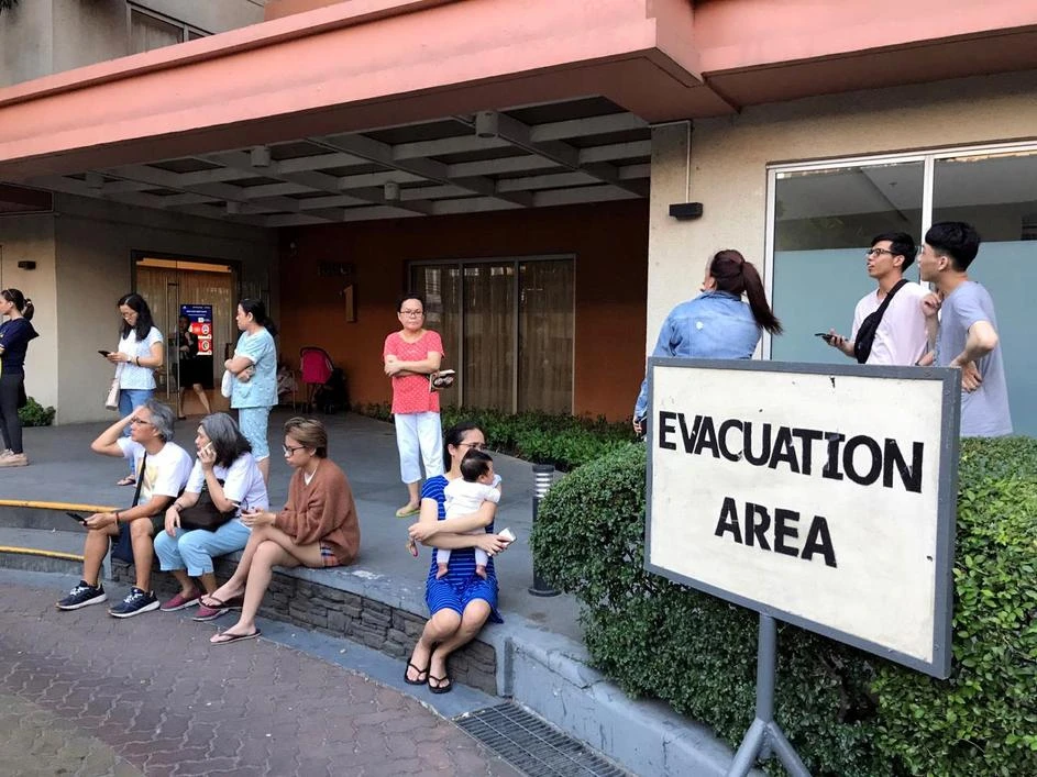 Razoran potres na Filipinima, poginulo najmanje osam osoba