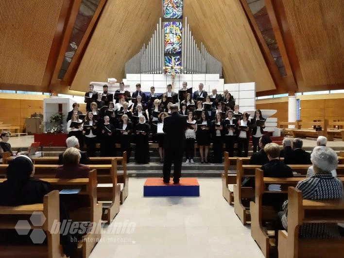 Uskrsni koncert u mostarskoj katedrali 