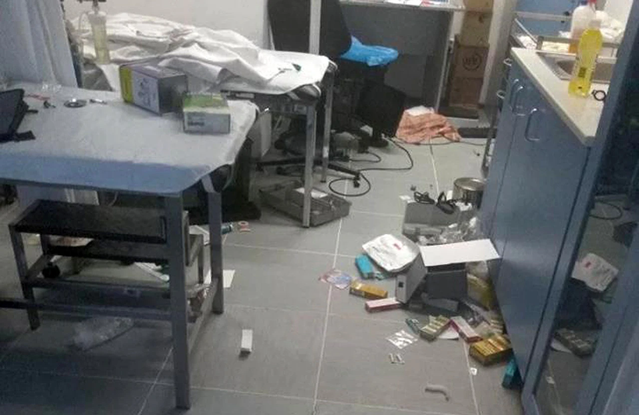 Mostar: Iz ambulante ukradena računalna i medicinska oprema