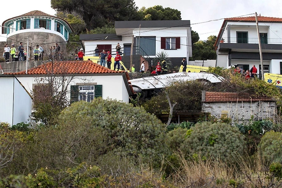 Portugal: Najmanje 28 mrtvih u prevrtanju autobusa