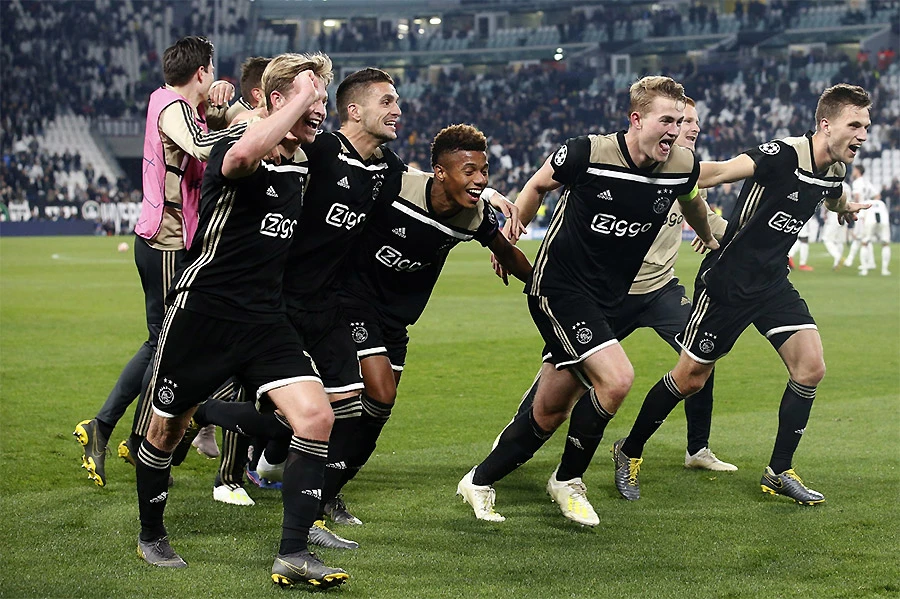 Ten Hag, Tadić i djeca, dobitna kombinacija